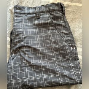 Under armour Golf shorts